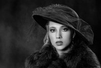 592 - CLASSY JULIE H PURPLE HAT - COWLES LARRY - united states <div